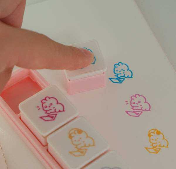 Large Bunnie Button Stamp